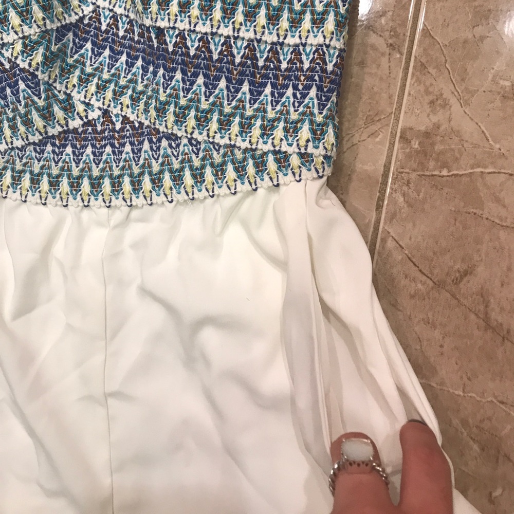 Romper - Picture 2 of 4